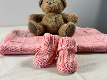 Luxury Chunky Merino Wool Baby Blanket | Handmade in the UK | Soft & Breathable | Newborn Gift | Pink or Blue